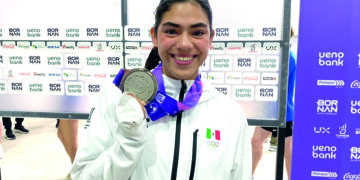Repiten gemelas Cueva plata y bronce en Asunción 2025