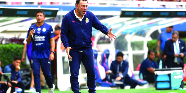 Repiten gemelas Cueva plata y bronce en Asunción 2025