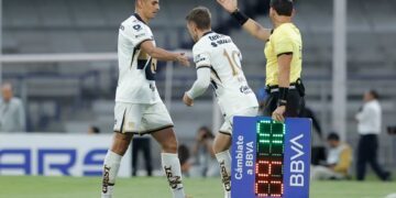 Conduce Mbappé triunfo del Real Madrid con doblete