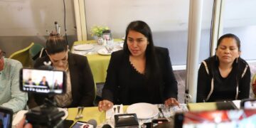 Regidores de Cadereyta reprochan violencia de género de alcaldesa