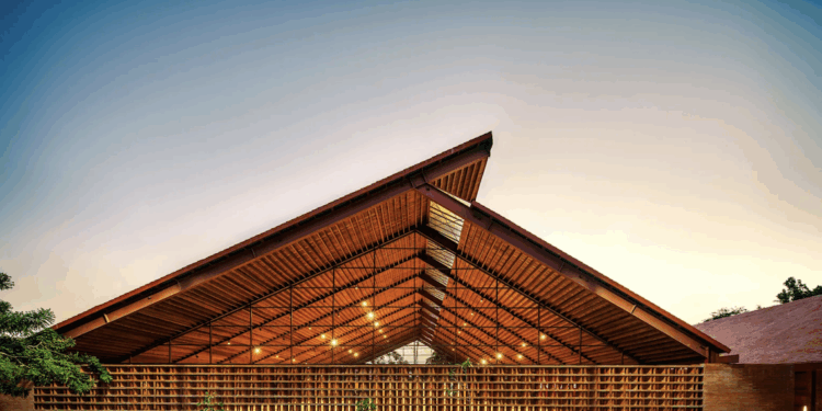 “La arquitectura puede y debe sorprendernos”