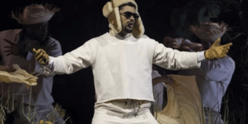 Selena Gomez dice ‘sí, acepto’ a Benny