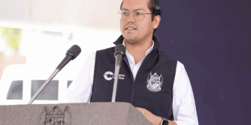 Anuncian segunda etapa de becas; incluirán universidades privadas