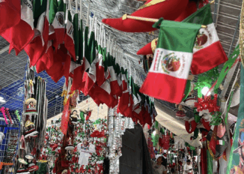 Anuncian segunda etapa de becas; incluirán universidades privadas