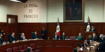 Solicitarán ministros de Corte ganar menos que Presidenta