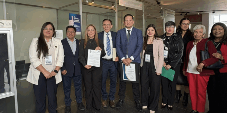 350 indígenas ya estudian en la UAQ