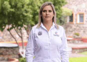 Avanza la reparación de las calles dañadas por lluvias en Peñuelas 