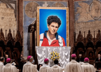El Papa canonizará a Carlo Acutis, el primer santo millennial