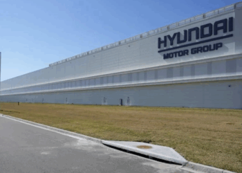 Confirman 23 mexicanos detenidos en redada en Georgia