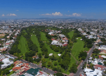 Reportan robo a tres casas en el Club Campestre de Querétaro