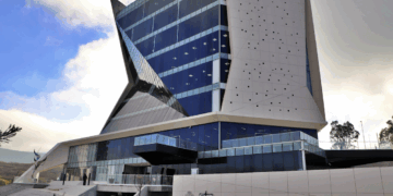 Celebra 20 años Bachilleres UAQ