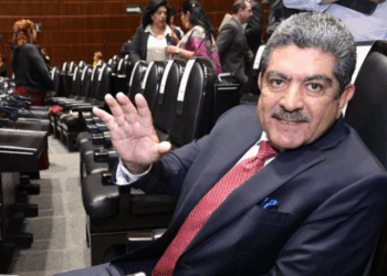 Hospitalizan al diputado morenista Manuel Espino