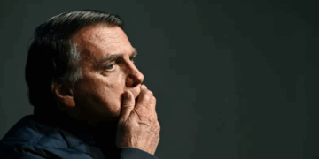 Sentencian a Bolsonaro con 27 años de cárcel