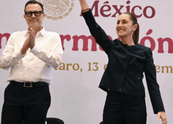 Plena coordinación Claudia/Mauricio