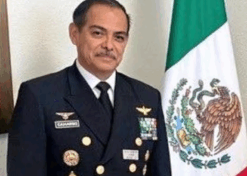 Ligan con huachicol a otro Vicealmirante