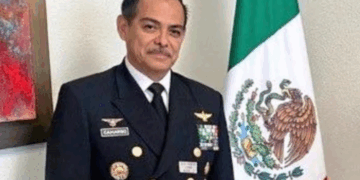 Ligan con huachicol a otro Vicealmirante