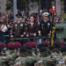 Desfilan Fuerzas Armadas ante Sheinbaum