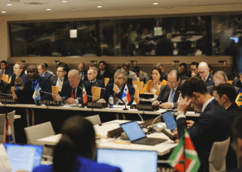 Pide De la Fuente preservar a AL como zona de paz