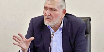 Niega Sheinbaum ‘fuego amigo’ contra Adán: ‘no somos iguales’