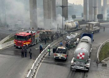 Suman 29 decesos por explosión de pipa en Iztapalapa