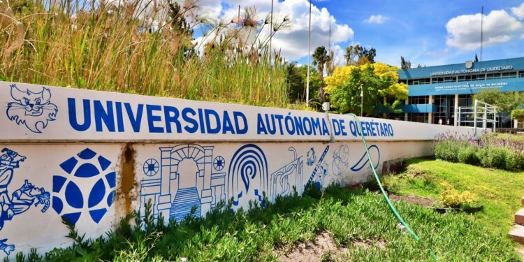 UAQ avanza en el pago de la deuda con CEA