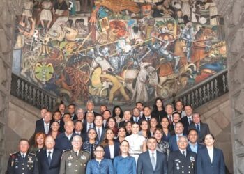 Pide Sheinbaum a gobernadores aterrizar plan de seguridad