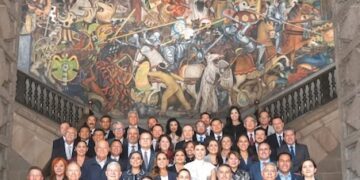 Pide Sheinbaum a gobernadores aterrizar plan de seguridad