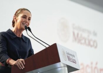 Promete Sheinbaum recuperación de AHMSA