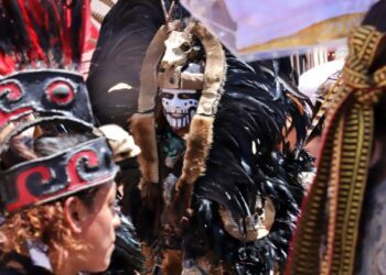 Participa Felifer Macías en las celebraciones patrias