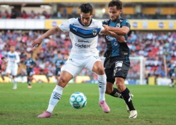 Apoyos a 496,000 queretanos: Claudia