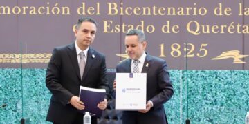Entrega Eric Gudiño a Congreso el Cuarto Informe de Actividades Mauricio Kuri