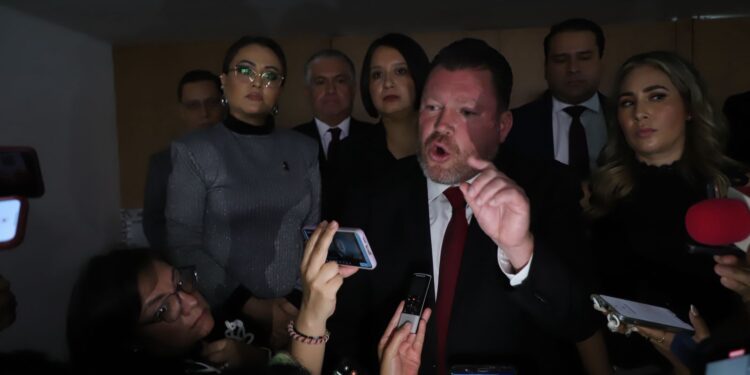 Morena busca reventar entrega del cuarto informe de Kuri en congreso