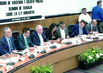 Reconocen corrupción y contrabando en aduanas