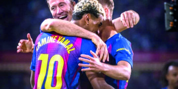 Milán soporta y se convierte en el nuevo líder en Serie A