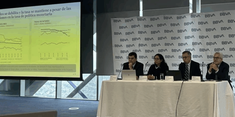 Cae 27% creación de empleo en 9 meses