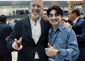 Inaugura Marco Congreso Internacional de Innovación Aeroespacial en la UNAQ