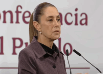 Busca Sheinbaum acuerdo con Trump por arancel a camiones 