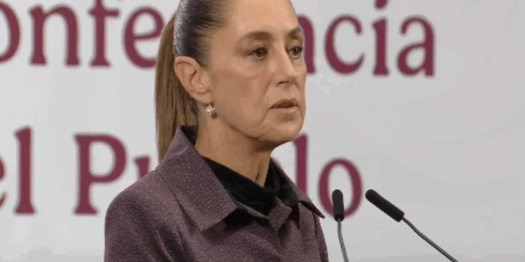 Busca Sheinbaum acuerdo con Trump por arancel a camiones 