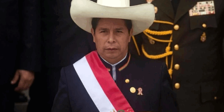 Insiste Sheinbaum en liberación de Castillo en Perú