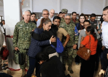 Recorre Sheinbaum zonas afectadas por lluvias en cinco estados