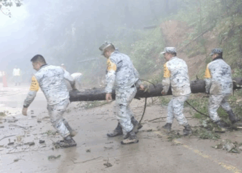 Recorre gobernador las  zonas afectadas por lluvias