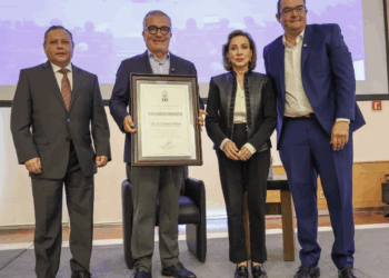 Celebra acuerdo en el Congreso