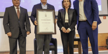 Celebra acuerdo en el Congreso