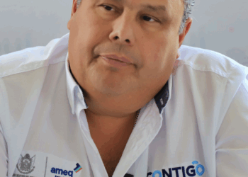 AMEQ ve viabilidad en teleférico y transporte eléctrico