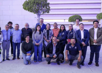 AMEQ ve viabilidad en teleférico y transporte eléctrico