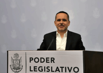 AMEQ ve viabilidad en teleférico y transporte eléctrico