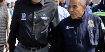 Aisladas tras derrumbe diez comunidades: EGT