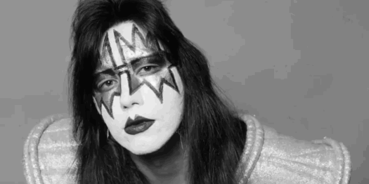 Muere Ace Frehley, guitarrista de KISS