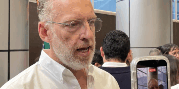 16 escuelas sin clases