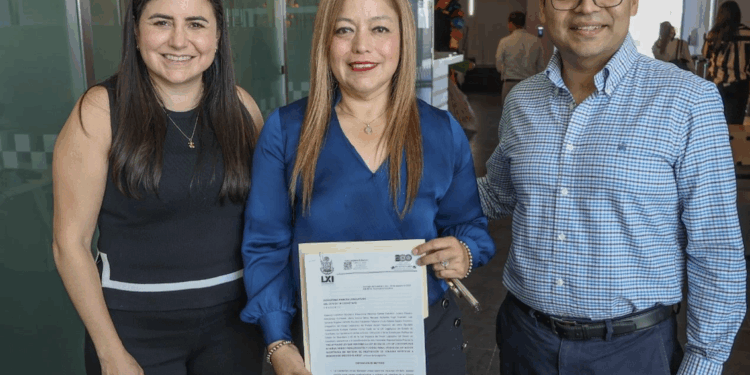 Proponen prohibir cirugías estéticas en menores de edad, sin justificación médica